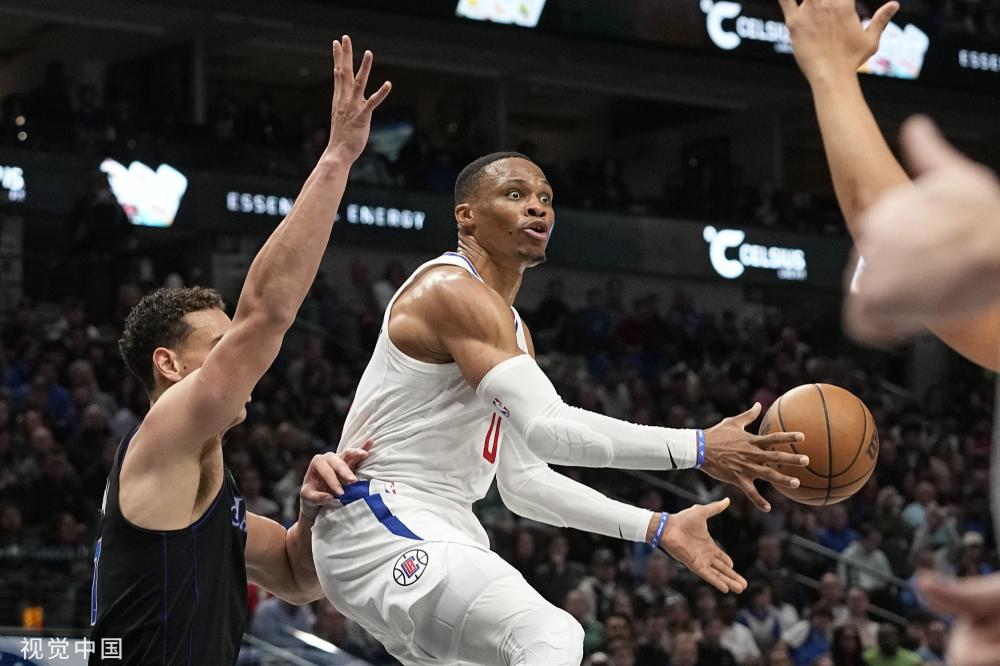 队内众多新 队内众多新