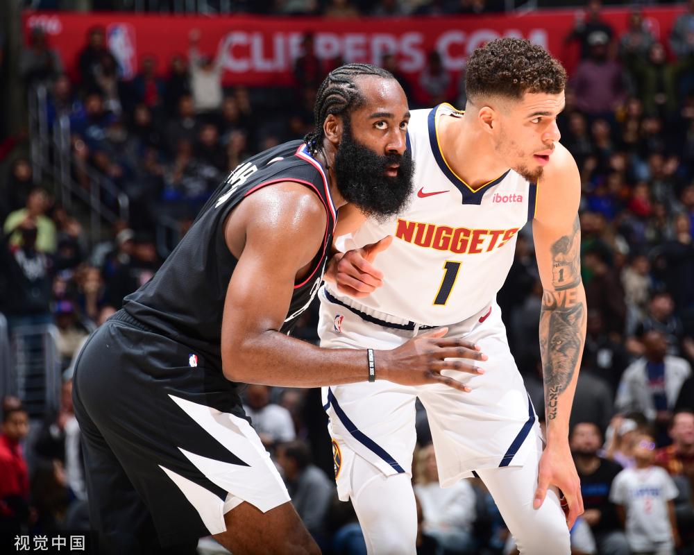 符合他们一 符合他们一