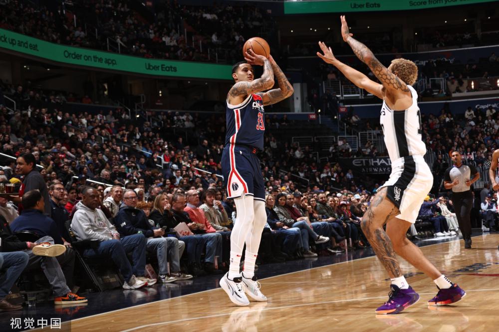 许多盗窃事 许多盗窃事