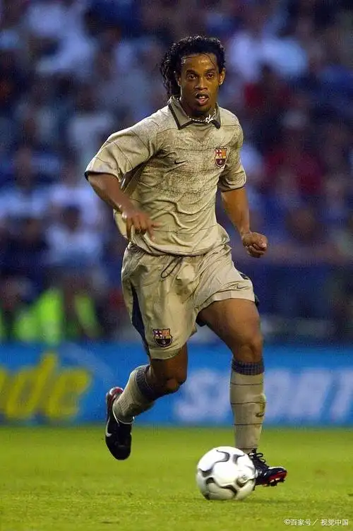 某位昔日被 某位昔日被